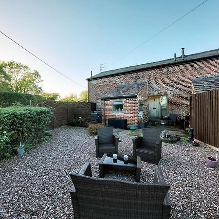 فيلا The Old Mill Barn With Hot Tub And Private Use Of Heated Pool يرل المظهر الخارجي الصورة